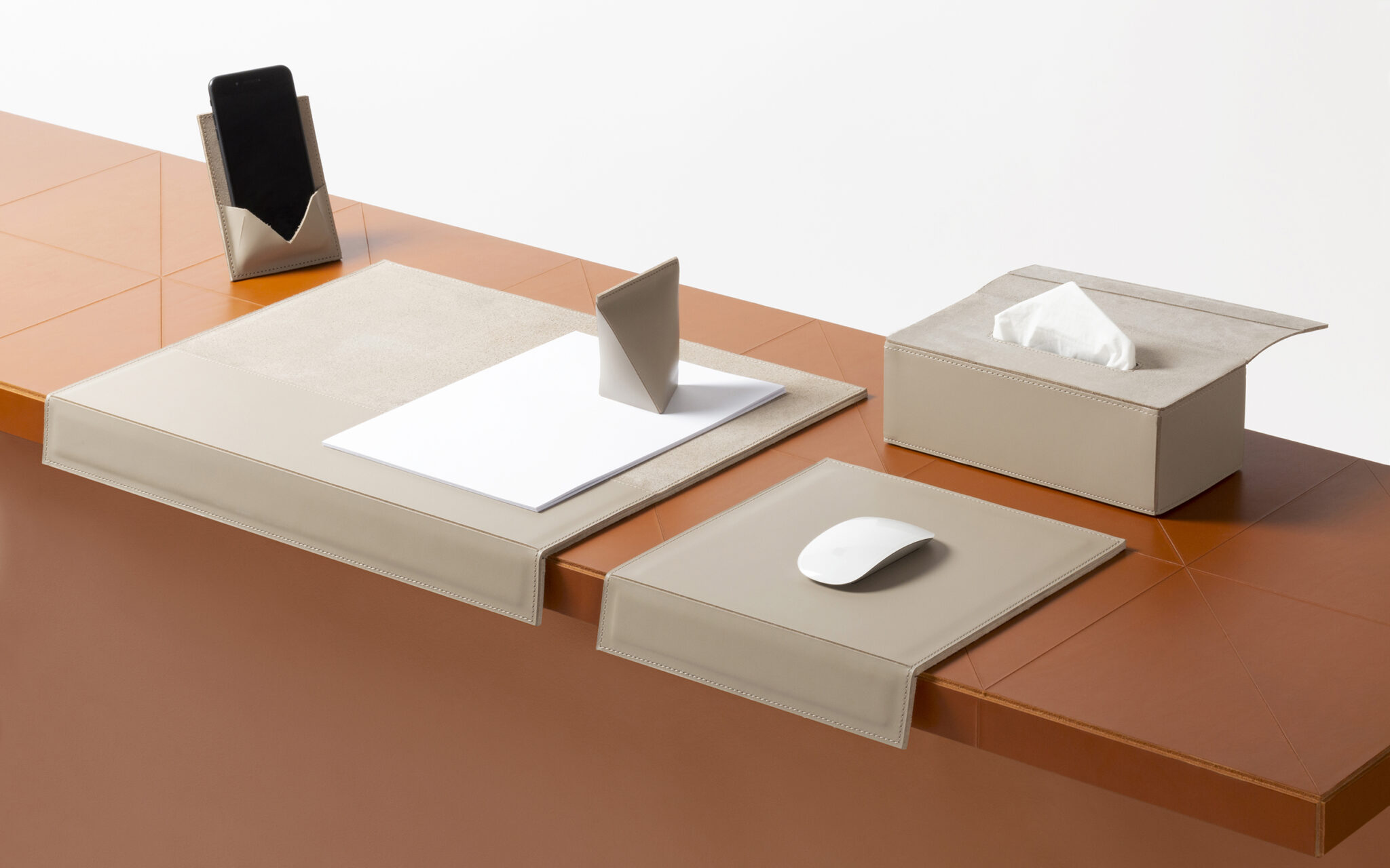 Leather Accessories by Giobagnara Studio Piet Boon