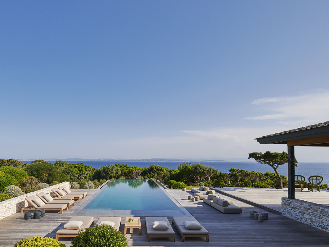 Corsica beach villa Piet Boon