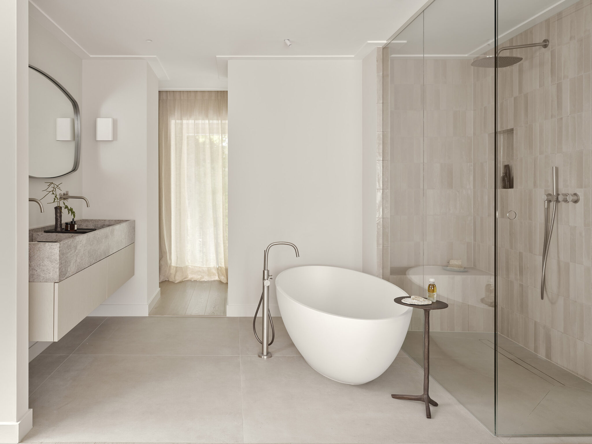 A refined bathroom - Studio Piet Boon