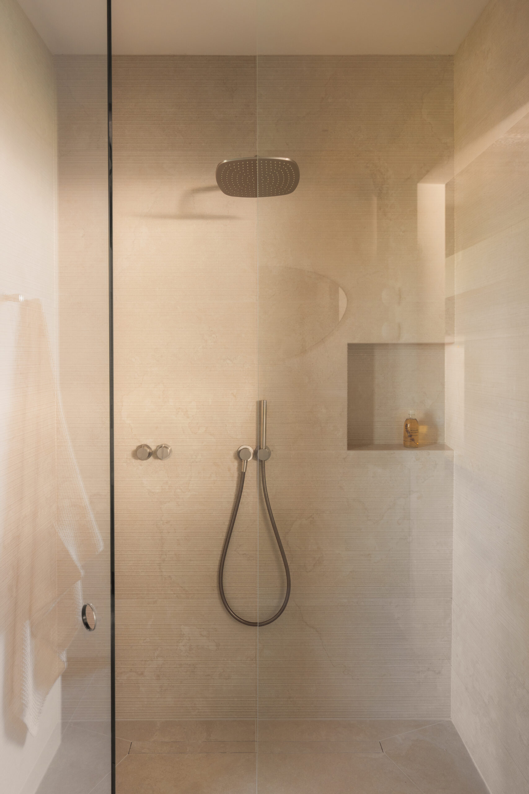 Shower set